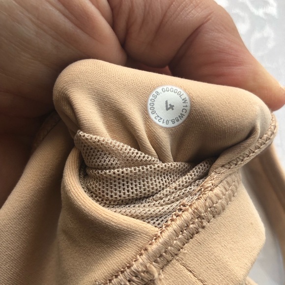 Lululemon Athletica Align Cropped Tan Tank-Top Women’s Size 4 Elastic V-Neck - Picture 7 of 16